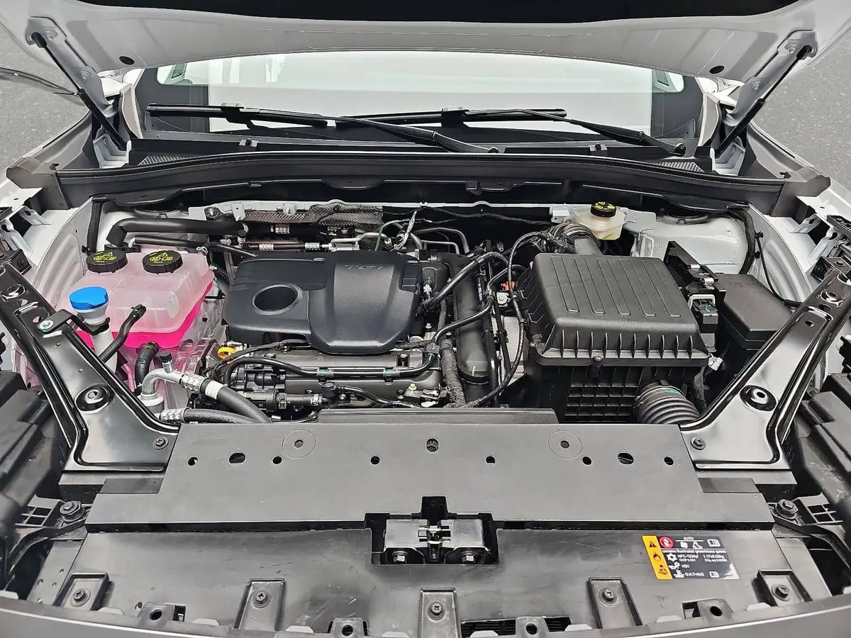 MG S9 PLUG-IN-HYBRID MY26 PREMIUM