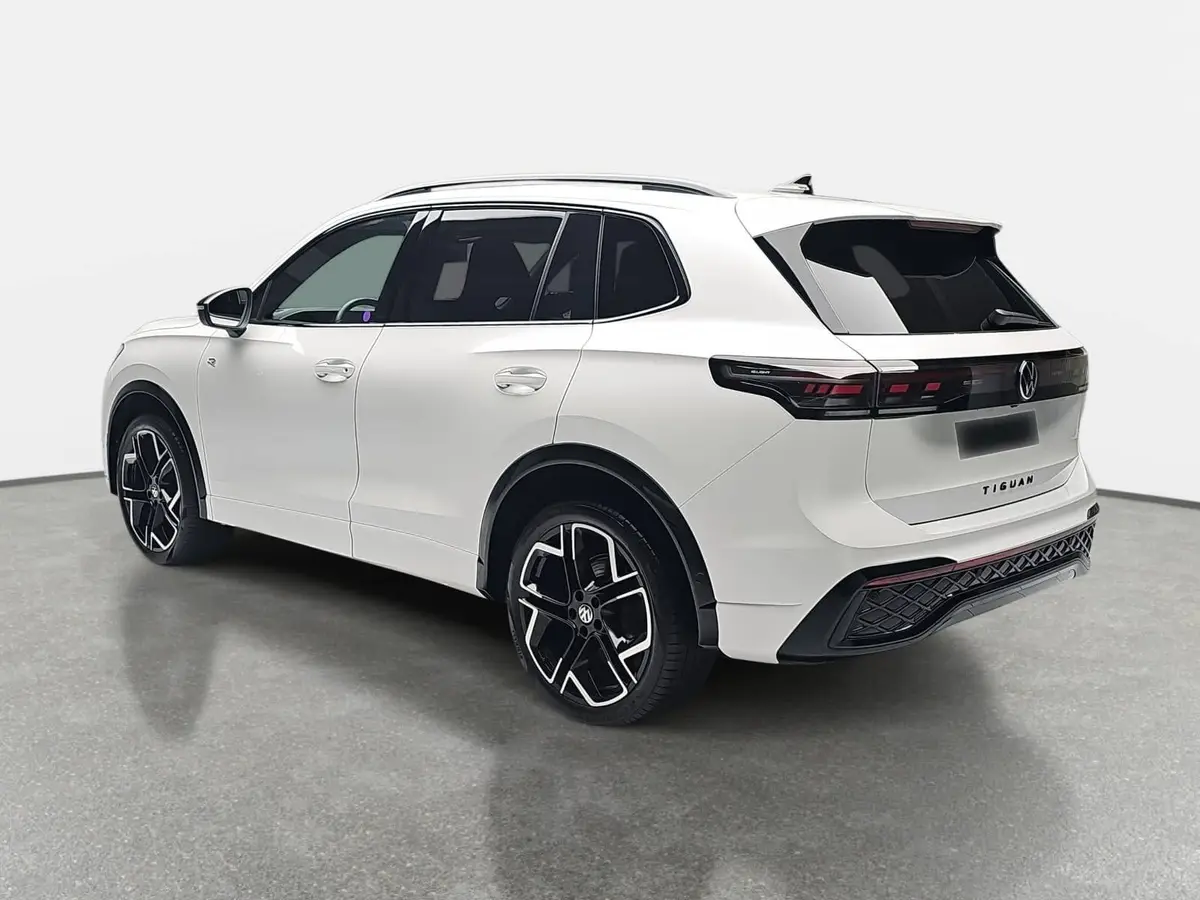 VW TIGUAN 2.0 TDI DSG 4M R-LINE NAVI MATRIX HUD DCC AHK LM20