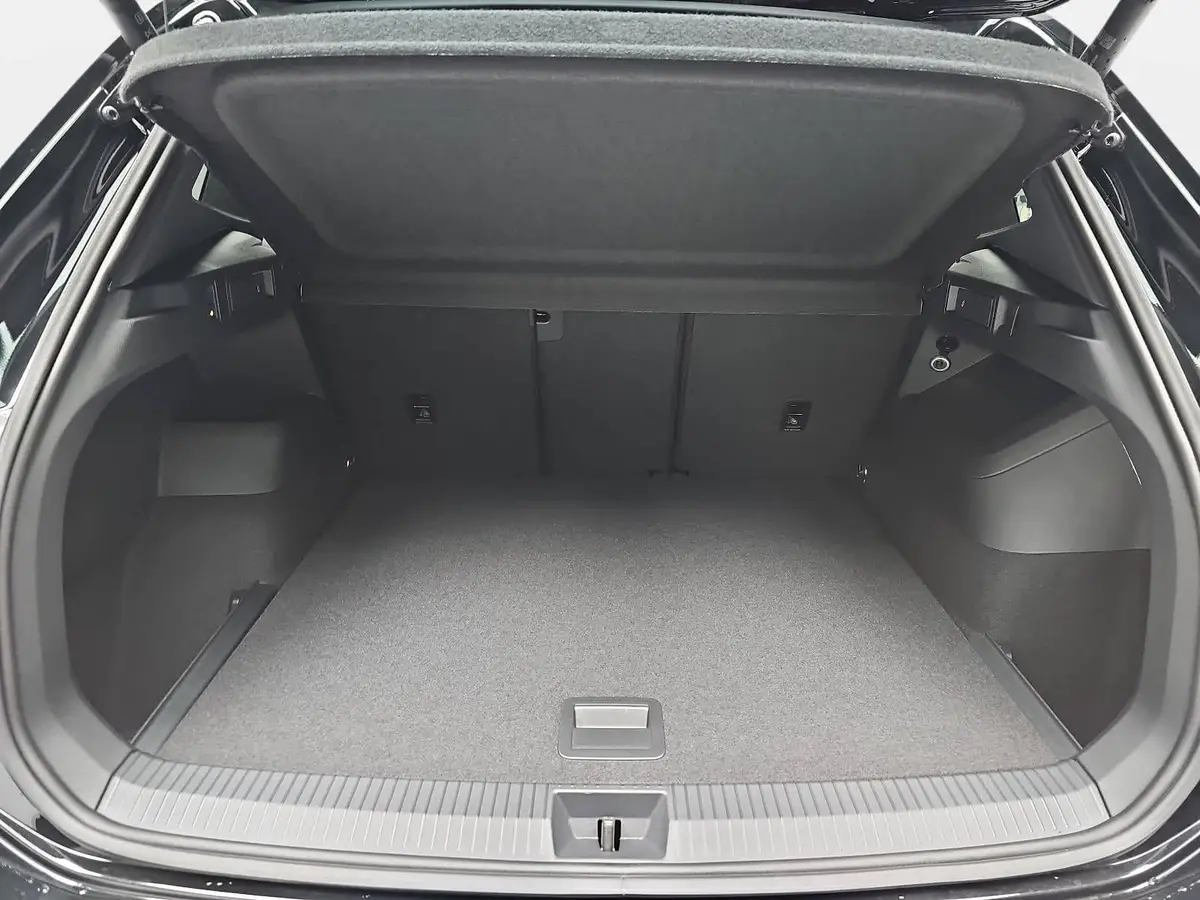 VW TIGUAN 2.0 TDI DSG R-LINE 4M NAVI LED-MATIX LEDER BLACK-S