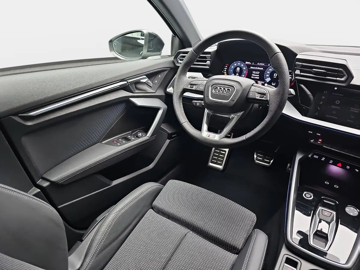 AUDI A3 35 TFSI DSG SPORTBACK S LINE NAVI LED KAMERA LM18