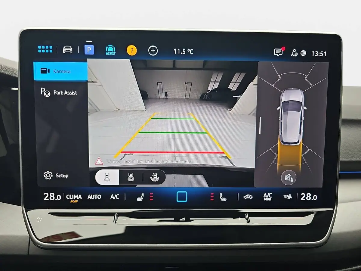 VW GOLF VIII 1.5 TSI LIFE LED ACC KAMERA AHK LM17