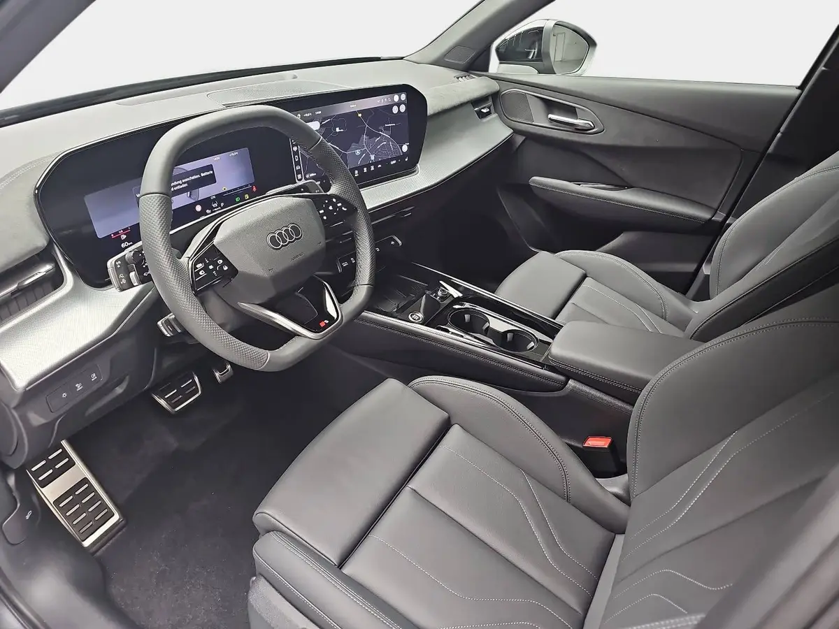 AUDI Q3 TFSI S-TRONIC S-LINE NAVI LED-PLUS PANO