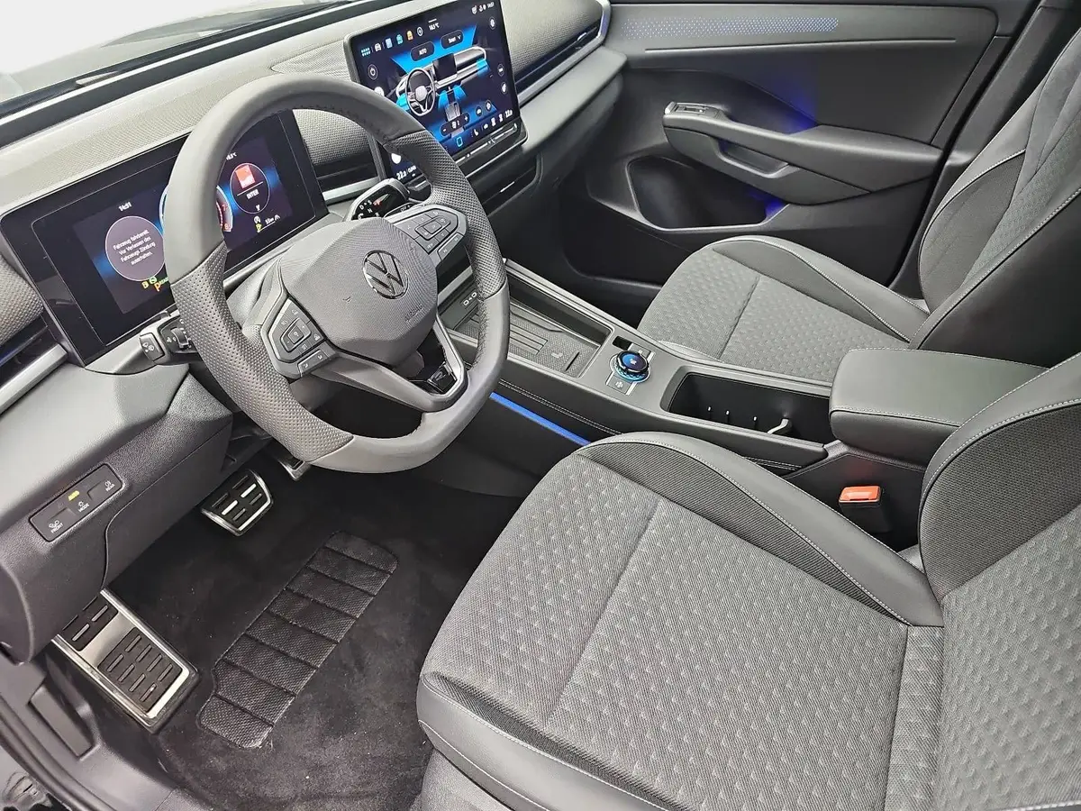 VW T-ROC 1.5 ETSI DSG R-LINE MATRIX PANO LM20
