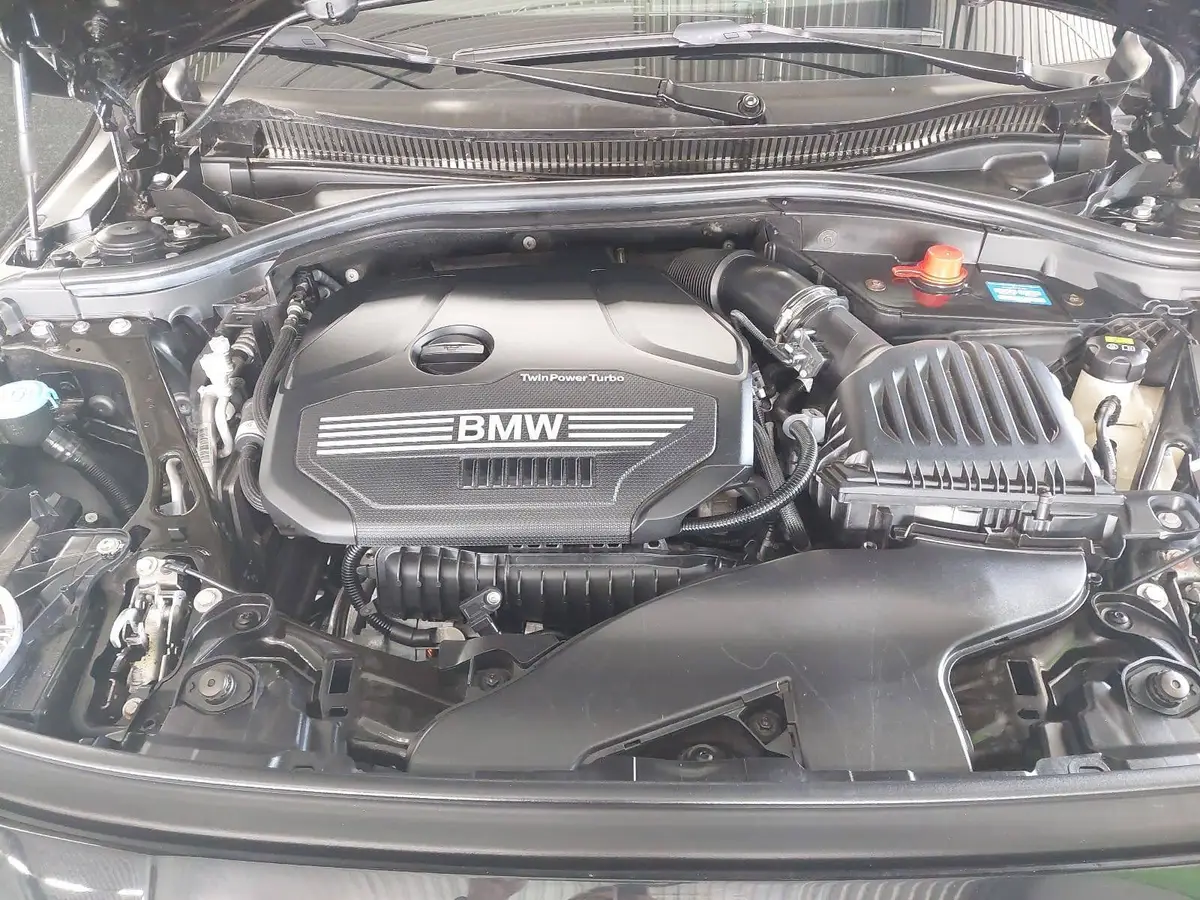 BMW 118 1.5 LTR. ADVANTAGE LED WINTER PANO AHK
