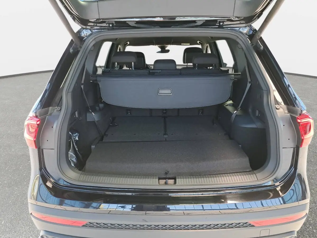 SEAT TARRACO 1.5 TSI OPF DSG STYLE 7-SITZER NAVI VOLL-LED LM18