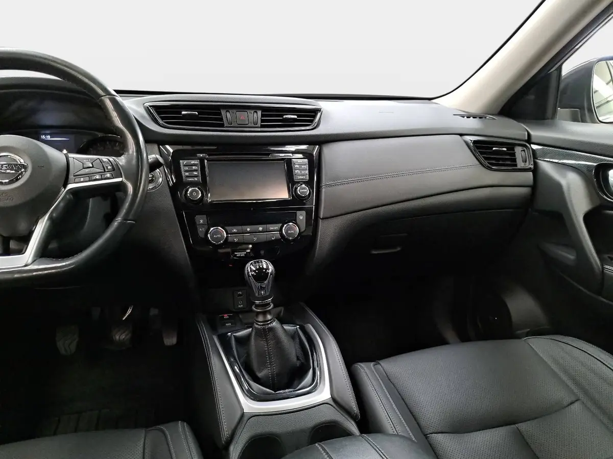 NISSAN X-TRAIL 1.7 DCI AHK TEKNA 4X4 STANDHEIZUNG