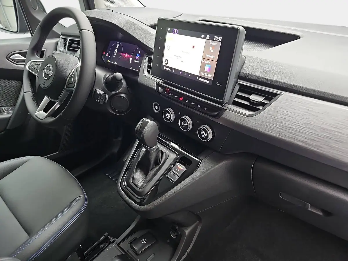 NISSAN TOWNSTAR KOMBI 1.3 DIG-T L2 2.3T AUTO. TEKNA 7-SITZER