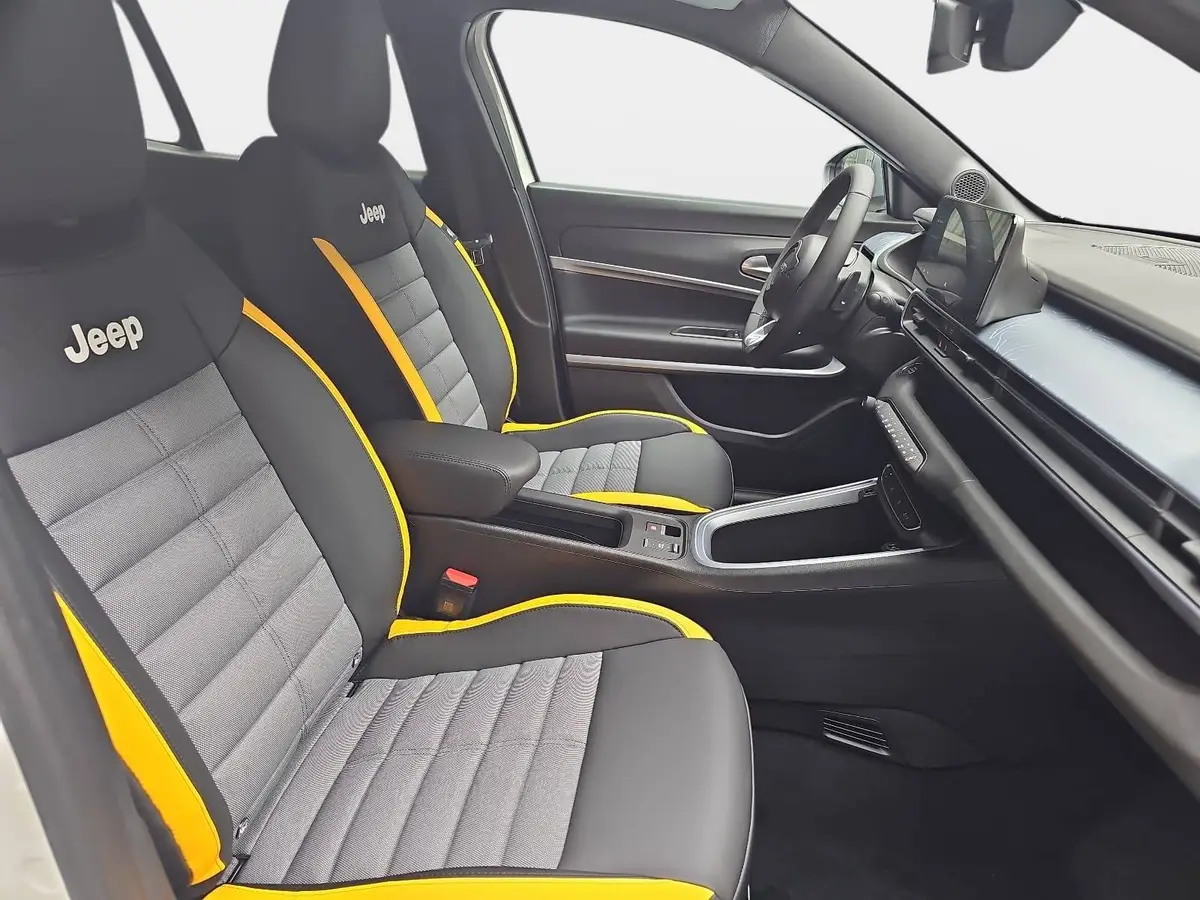 JEEP AVENGER 1.2 E-HYBRID T3 DCT 4XE THE NORTH FACE MJ26