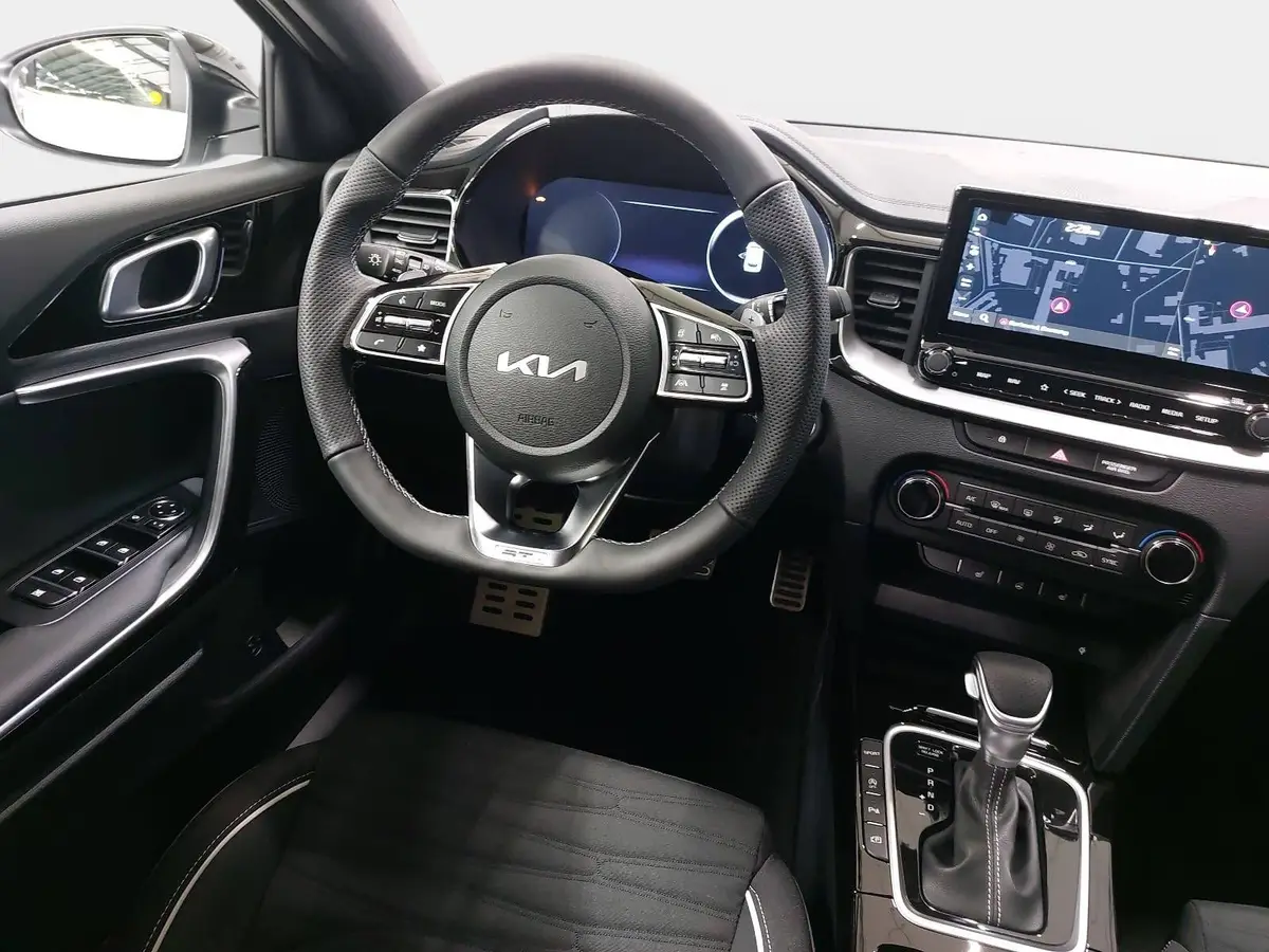 KIA CEED SW 1.5 T-GDI DCT7 GT-LINE TECHNOLOGIE PERFORMANCE