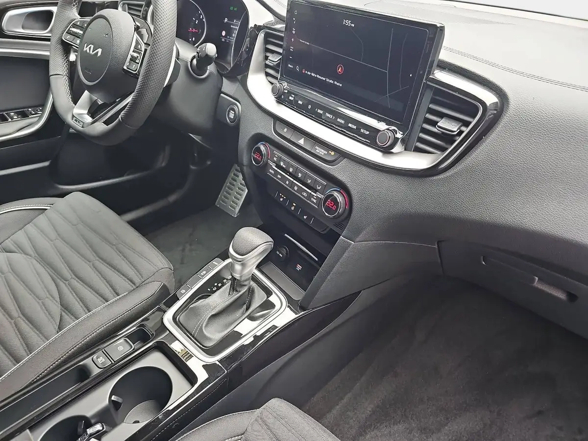 KIA CEED SW 1.5 T-GDI DCT7 GT-LINE