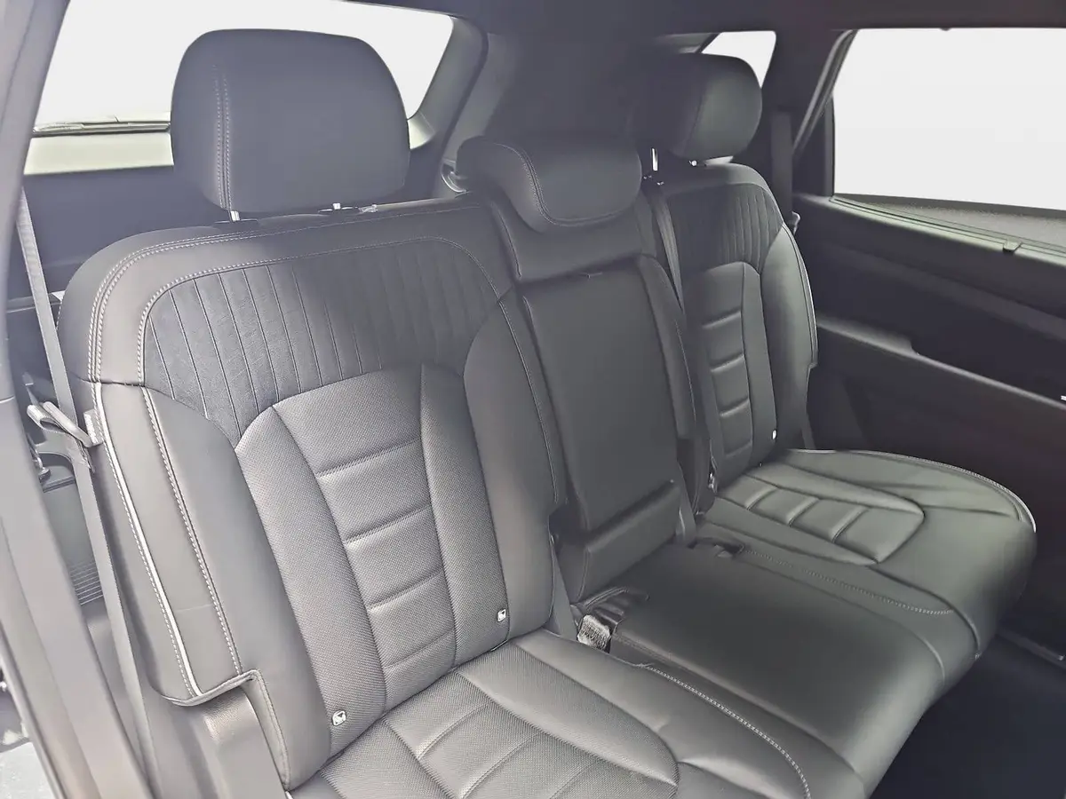 KGM REXTON 2.2 DIESEL 4WD BLACK AUTOMATIK