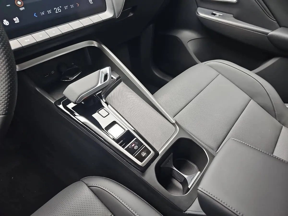 MG ZS 1.5 HYBRID+ MY25.5 LUXURY NAVI LM18 KEYLESS-ENTRY 360-GRAD-KAMERA