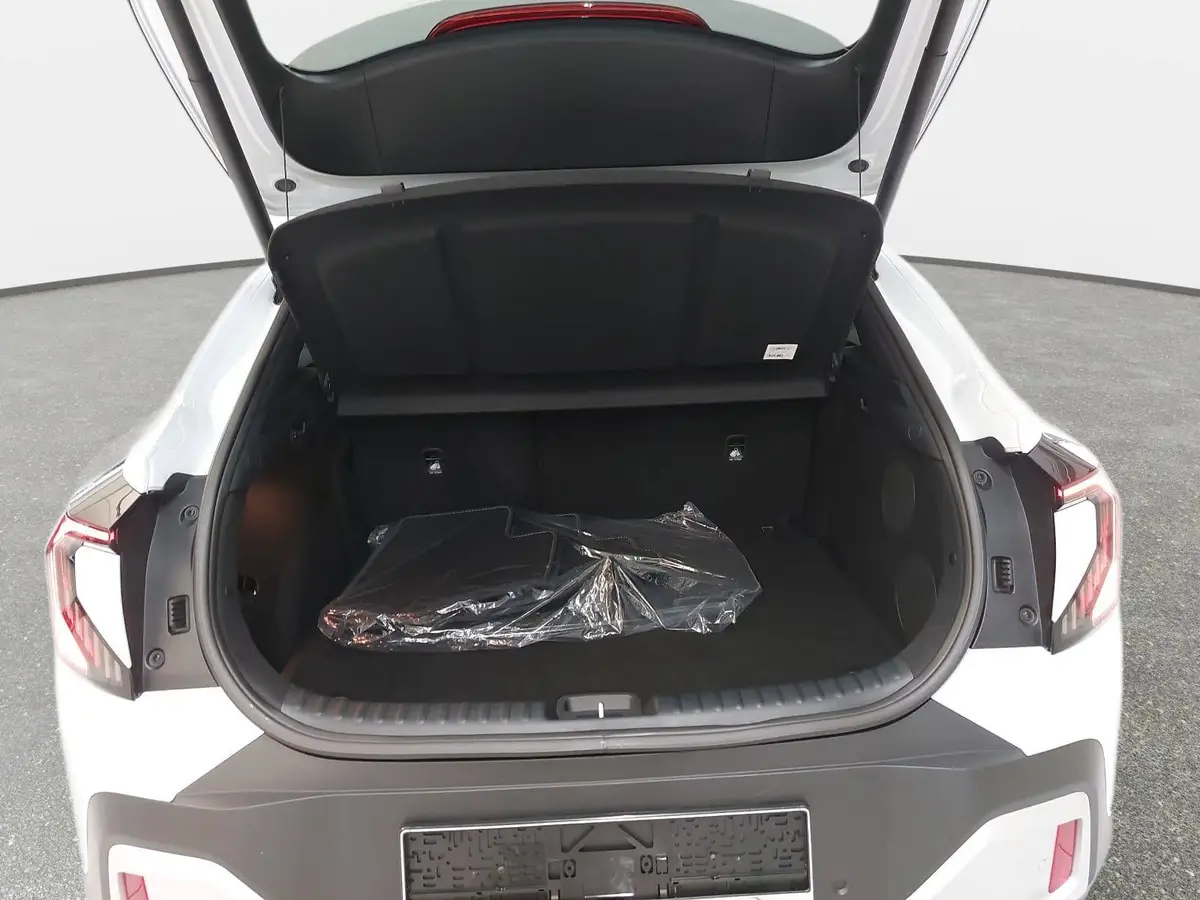 KIA XCEED 1.6 T-GDI 180 DCT SPIRIT MJ27 SOUND SITZ ADVANCED