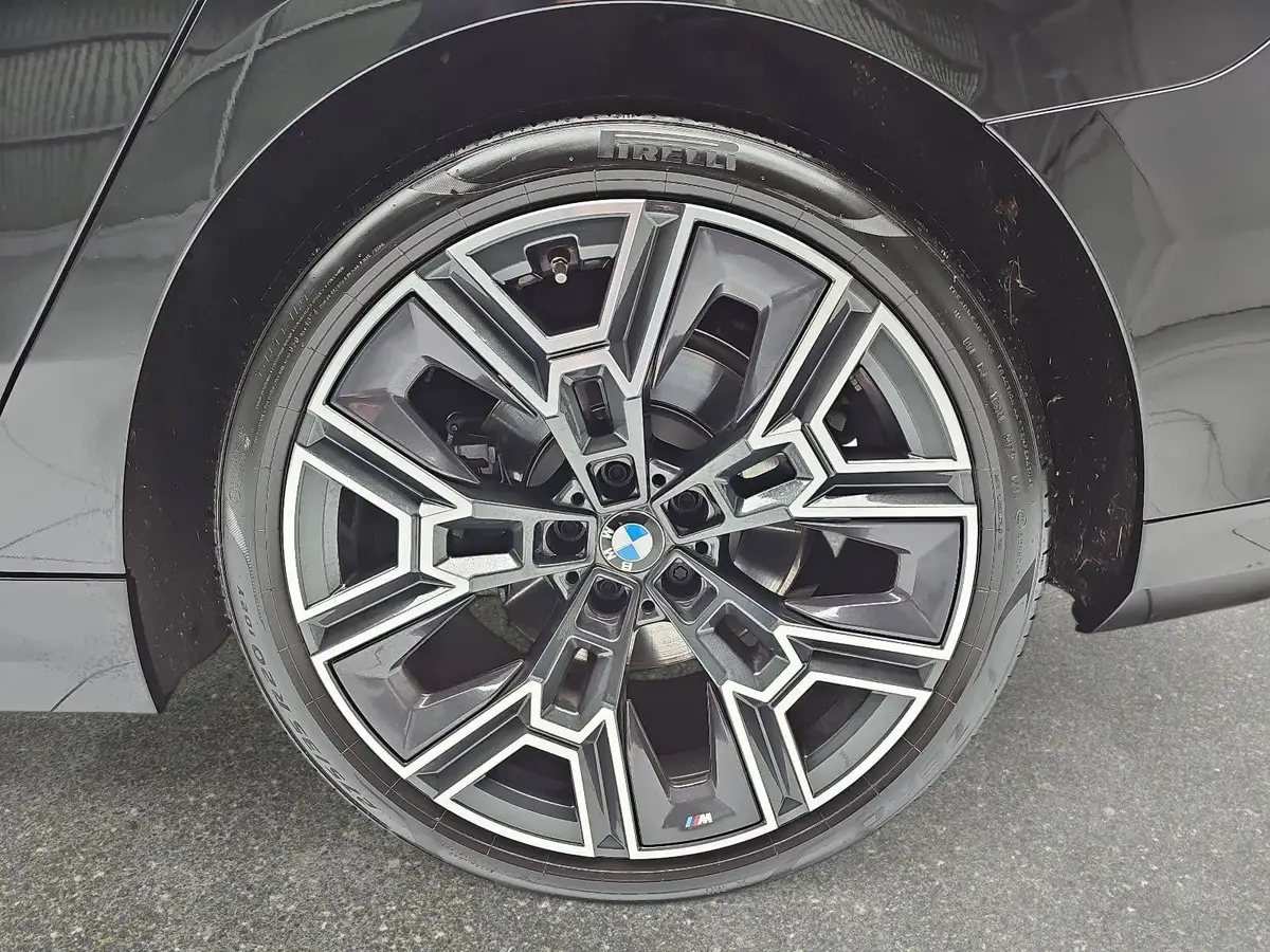 BMW 520 D XDRIVE AUTO. M-SPORT NAVI LED ACC INNOVATION WIN