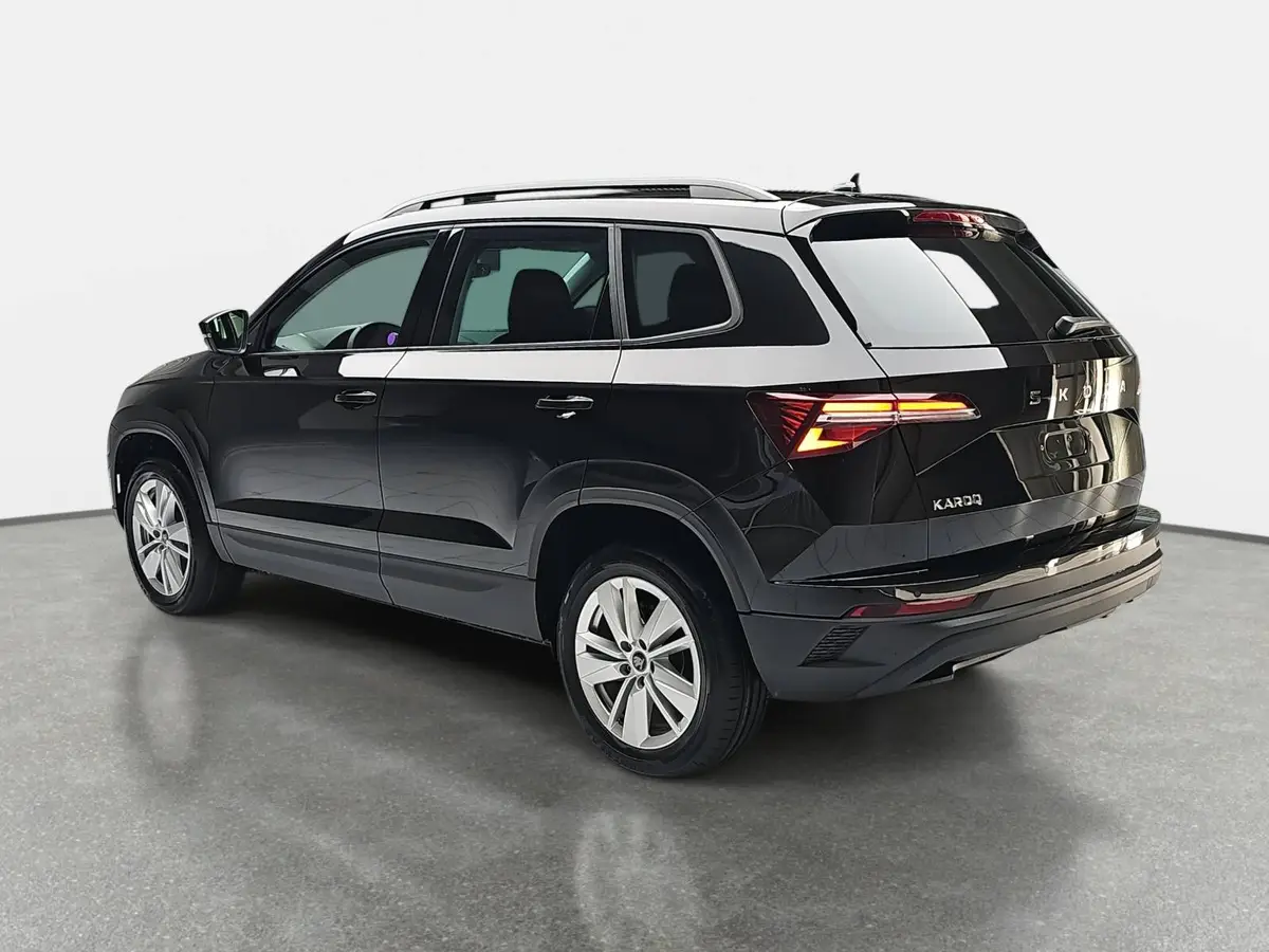 SKODA KAROQ 1.5 TSI DSG SELECTION NAVI LED ACC WINTER KAMERA A