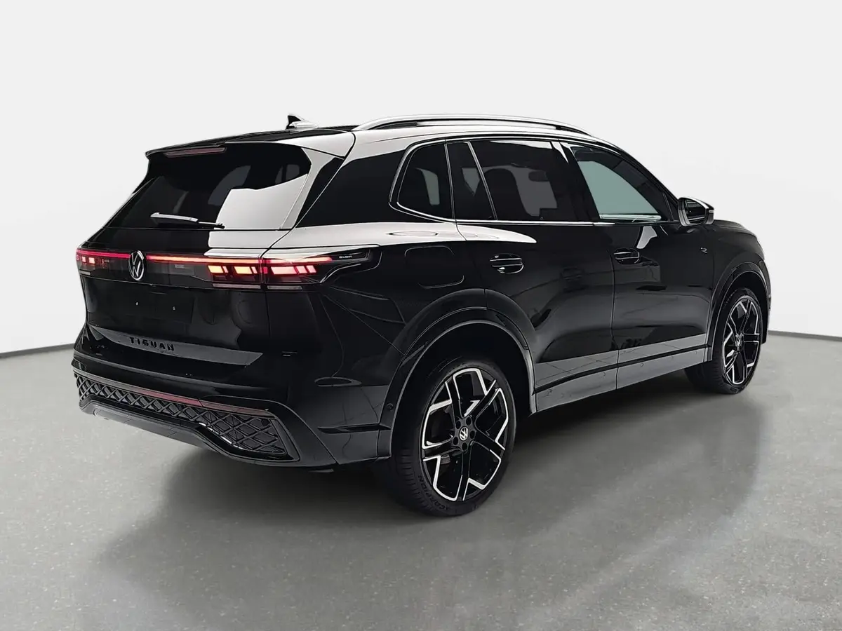 VW TIGUAN 2.0 TDI DSG 4M R-LINE NAVI MATRIX HUD DCC AHK LM20