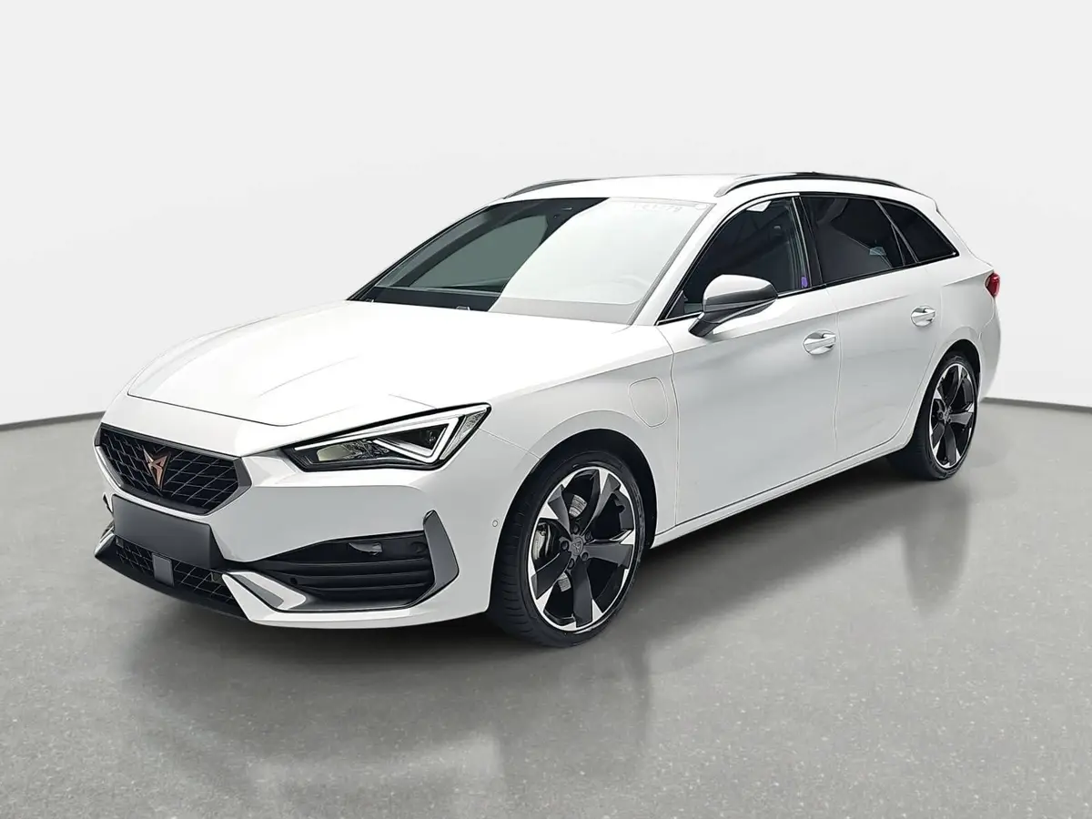 CUPRA LEON ST 1.4 E-HYBRID DSG LED DCC KAMERA