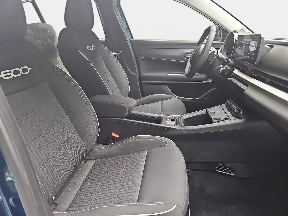 FIAT 600 1.2 T3 HYBRID DCT 125-JAHRE-EDITION