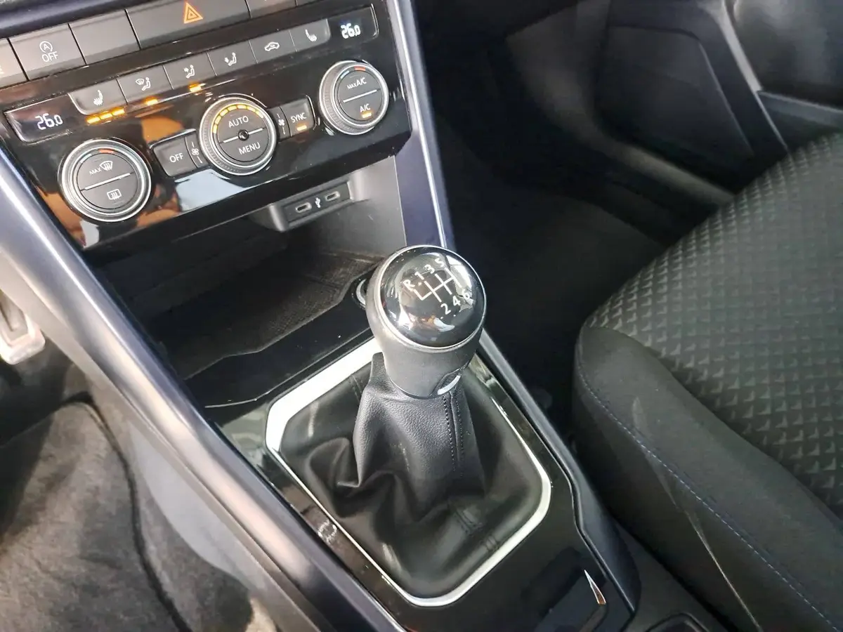 VW T-ROC 1.5 TSI UNITED NAVI LED