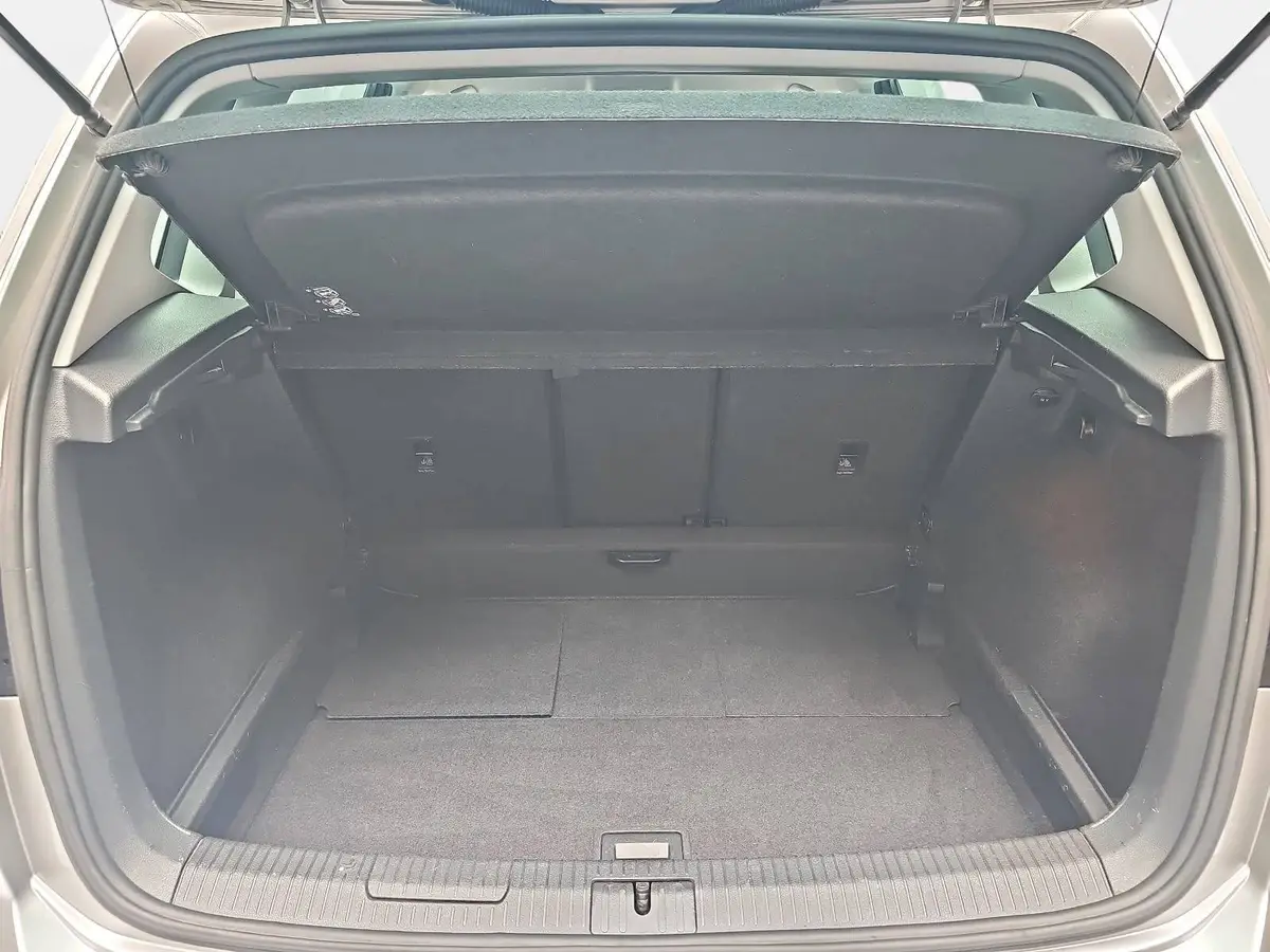 VW GOLF VII SPORTSVAN 1.4 TSI DSG SOUND NAVI AHK