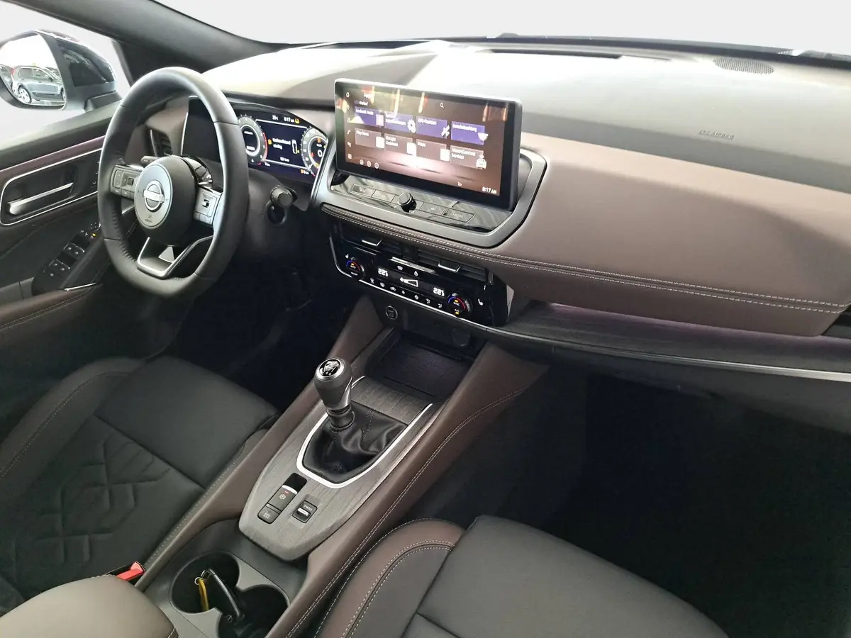 NISSAN QASHQAI 1.3 DIG-T MHEV TEKNA PANORAMA 2-FARBEN