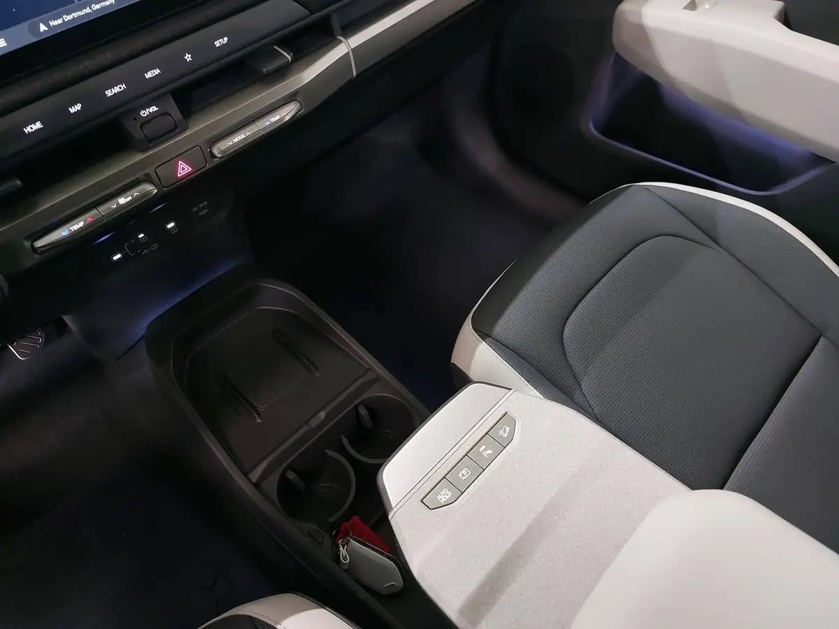 KIA EV3 81.4 KWH GT-LINE MJ26 DRIVEWISE-PARK-PRO KOMFORT GLASDACH