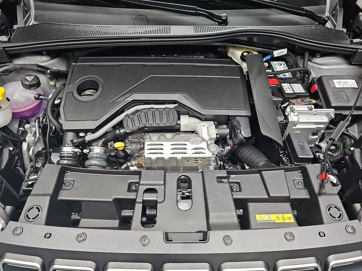JEEP AVENGER 1.2 E-HYBRID T3 DCT BLACK EDITION MJ26