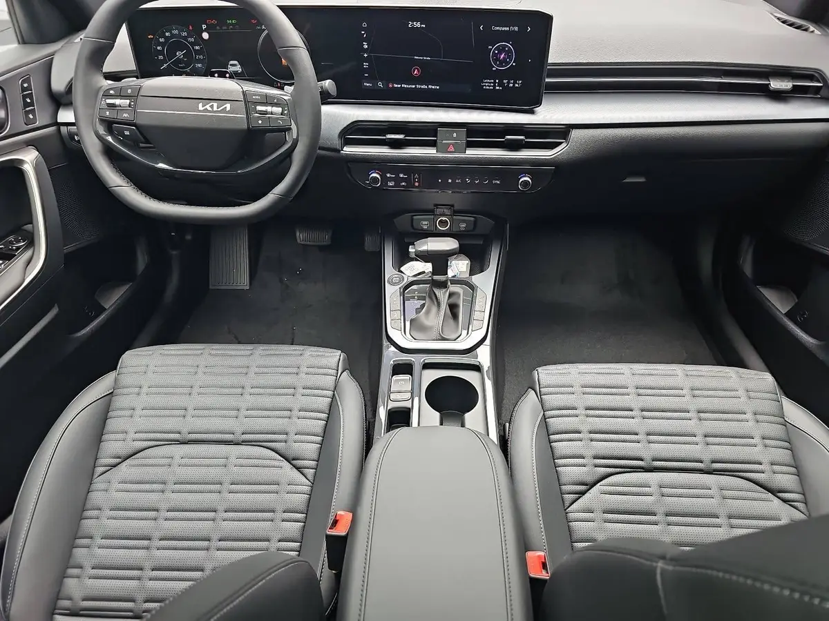 KIA XCEED 1.6 T-GDI 180 DCT SPIRIT MJ27 SOUND SITZ ADVANCED GLASDACH