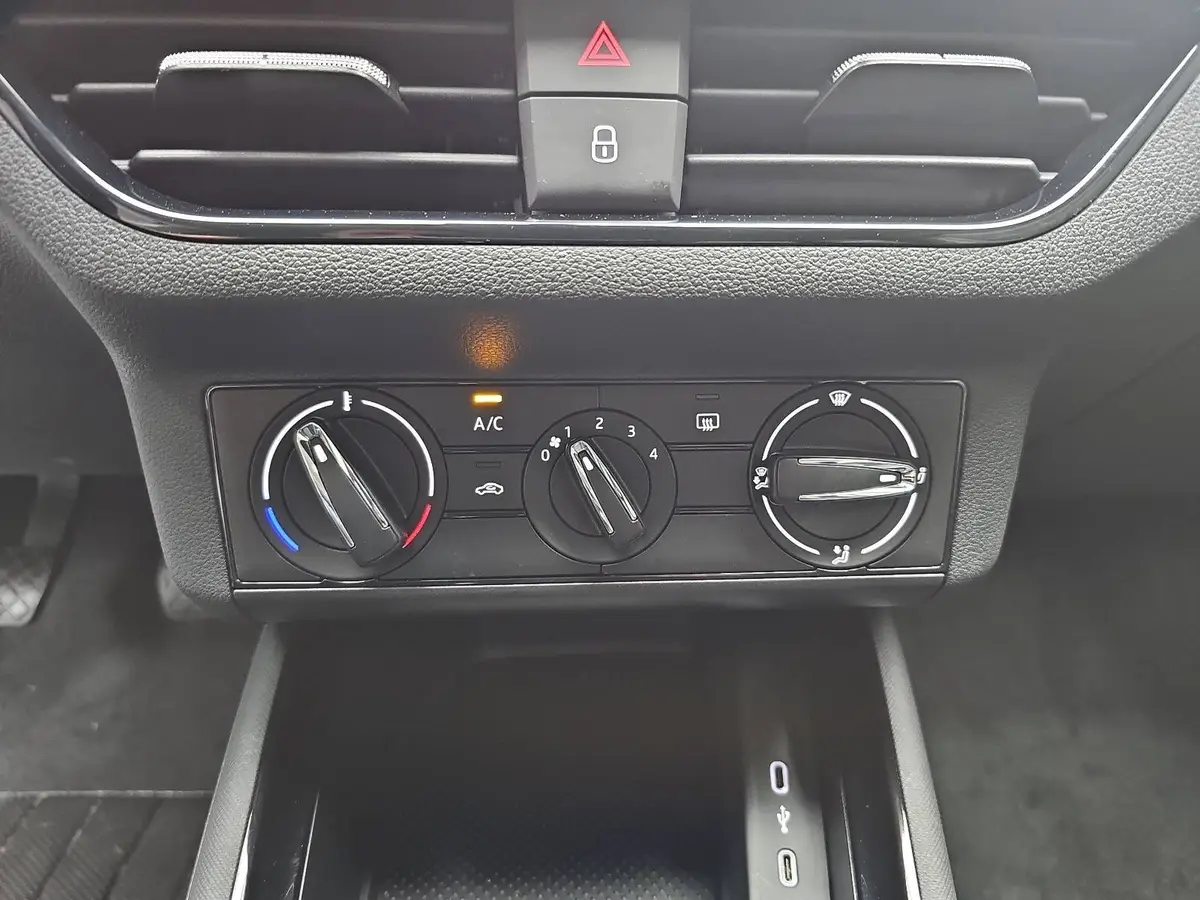 SKODA SCALA 1.0 TSI AMBITION KLIMA AUDIO DAB PDC LM16