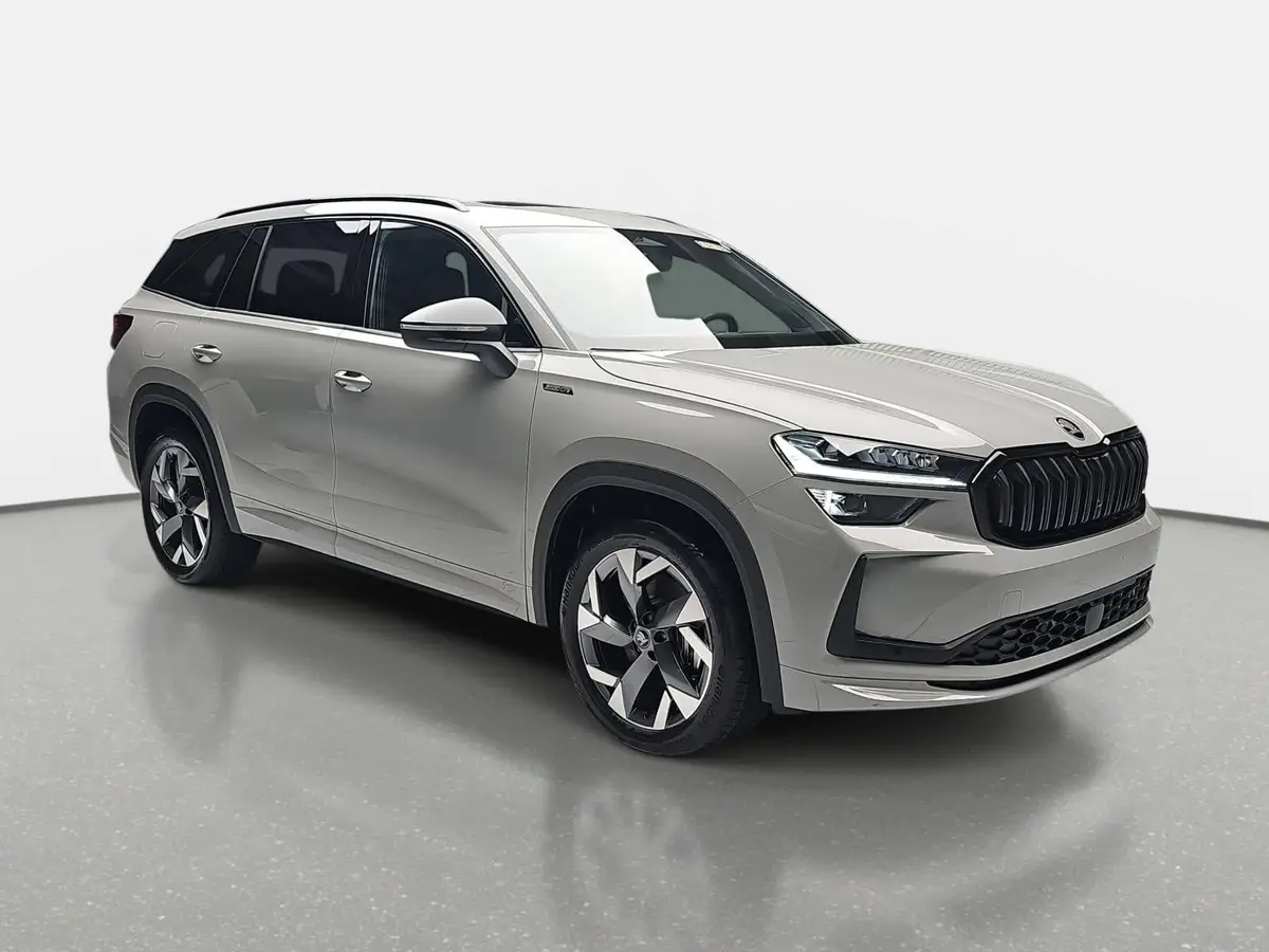 SKODA KODIAQ 1.5 TSI DSG SPORTLINE NAVI MATRIX ACC 7-S KAMERA A