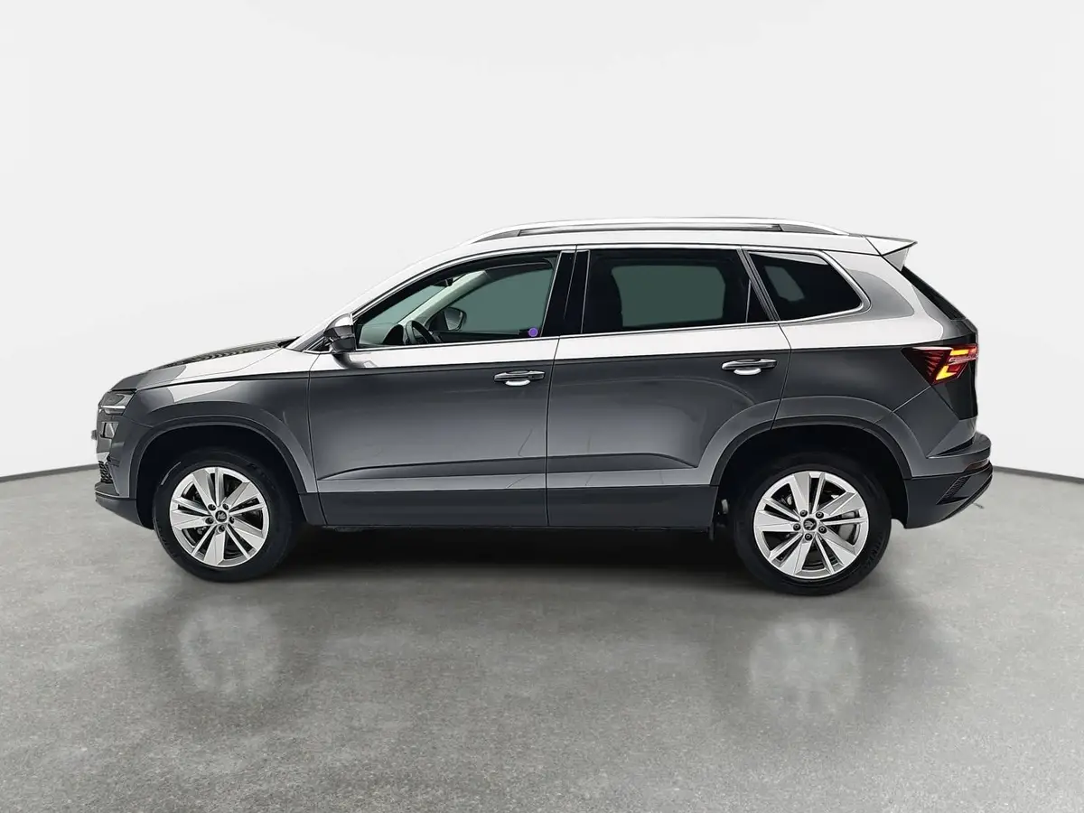 SKODA KAROQ 1.5 TSI DSG SELECTION LED ACC AHK