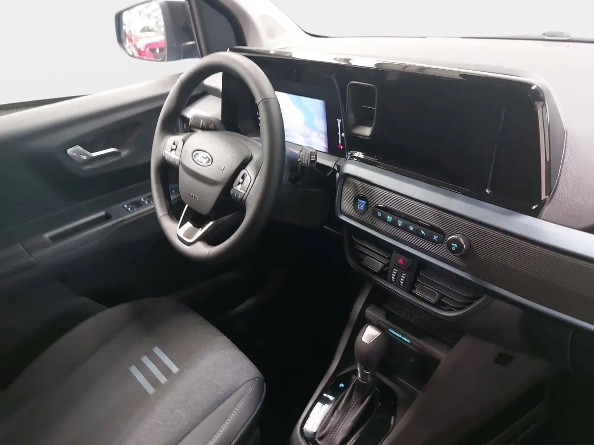 FORD TOURNEO COURIER 1.0 EB AUT. ACTIVE NAVI+ACC+WINTER+SPUR+KAMERA+LM