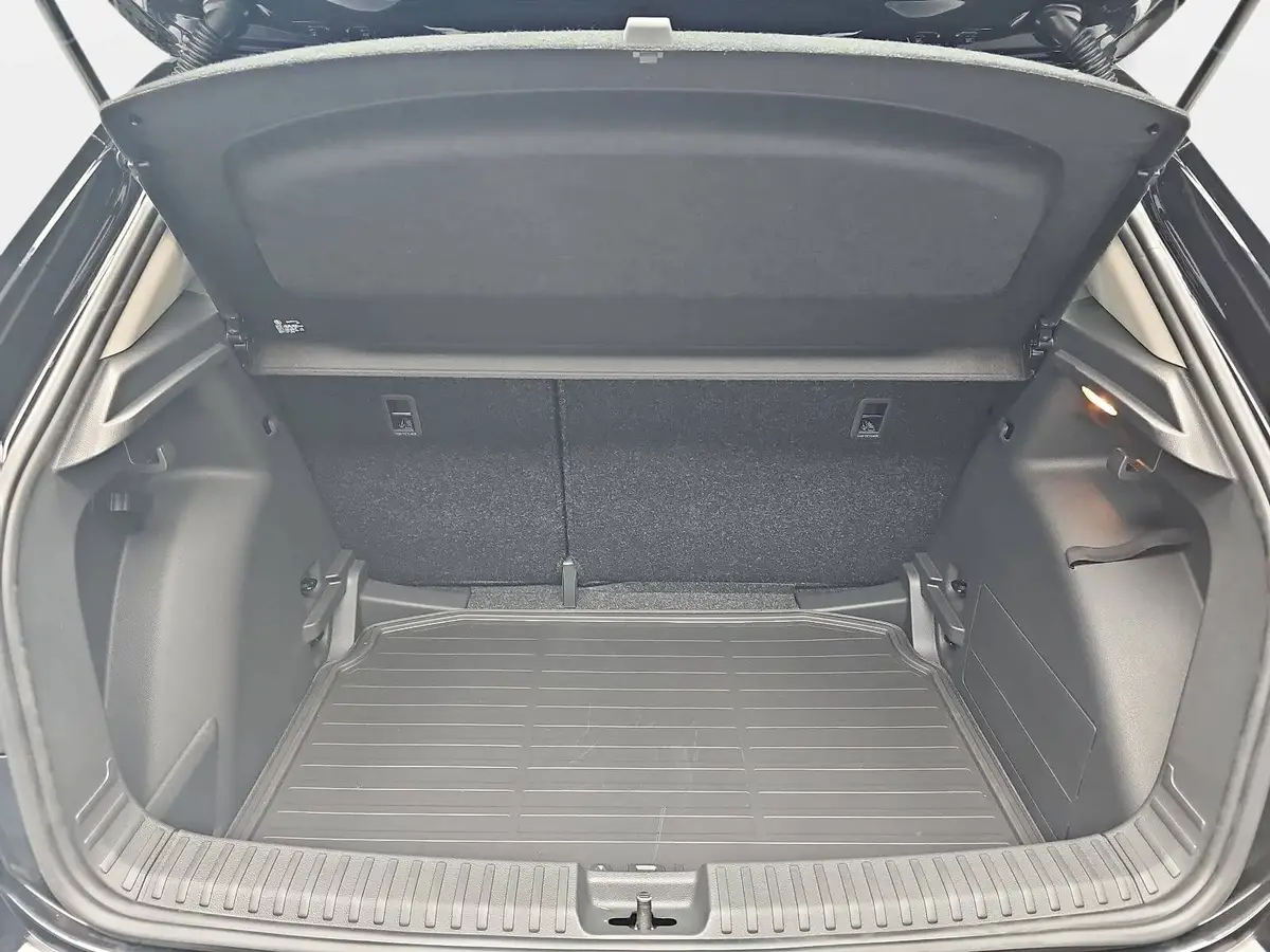 SKODA FABIA 1.0 MPI SELECTION LED KAMERA