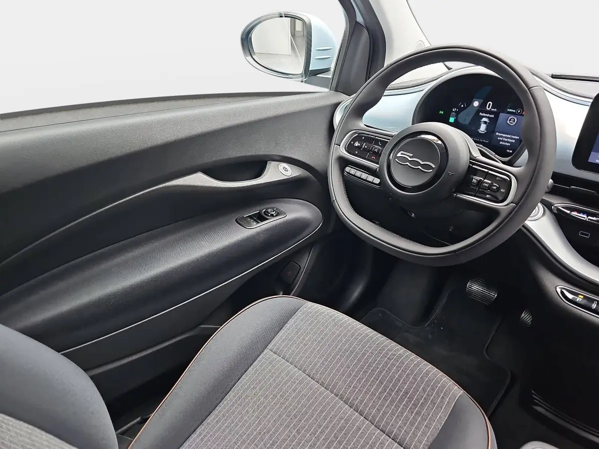 FIAT 500E ELEKTRO 42 KWH ICON