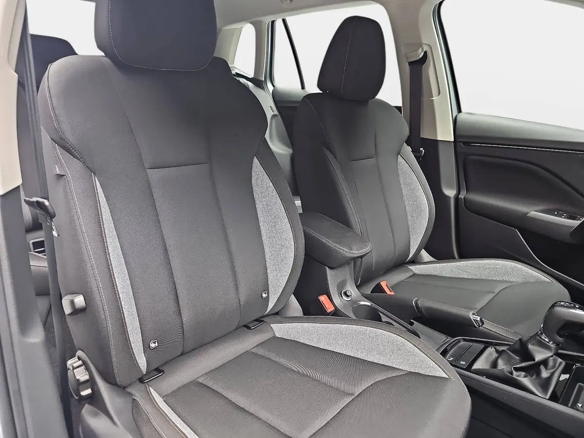 SKODA KAMIQ 1.0 TSI DSG CLASSIC LED KAMERA LM