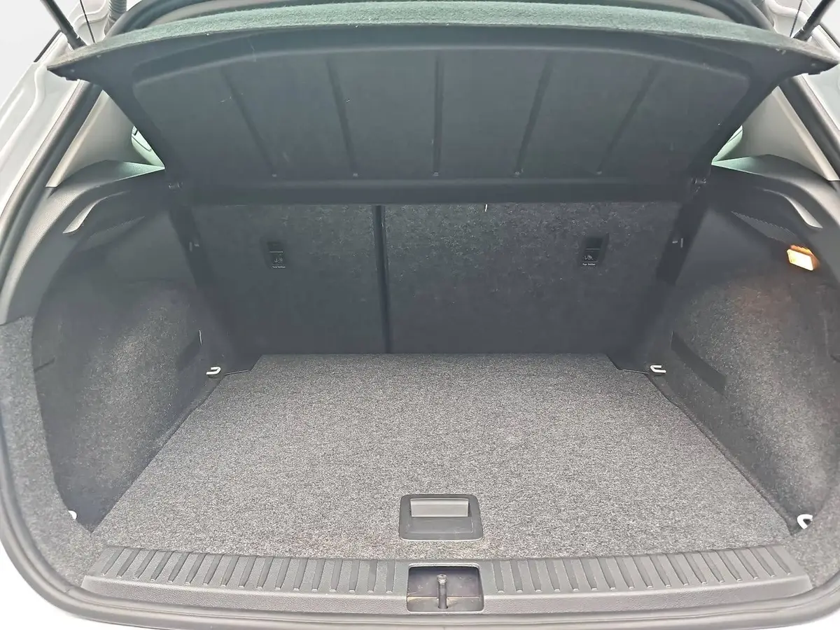 SEAT ARONA 1.0 TSI STYLE LED GRA P-ASSIST DAB