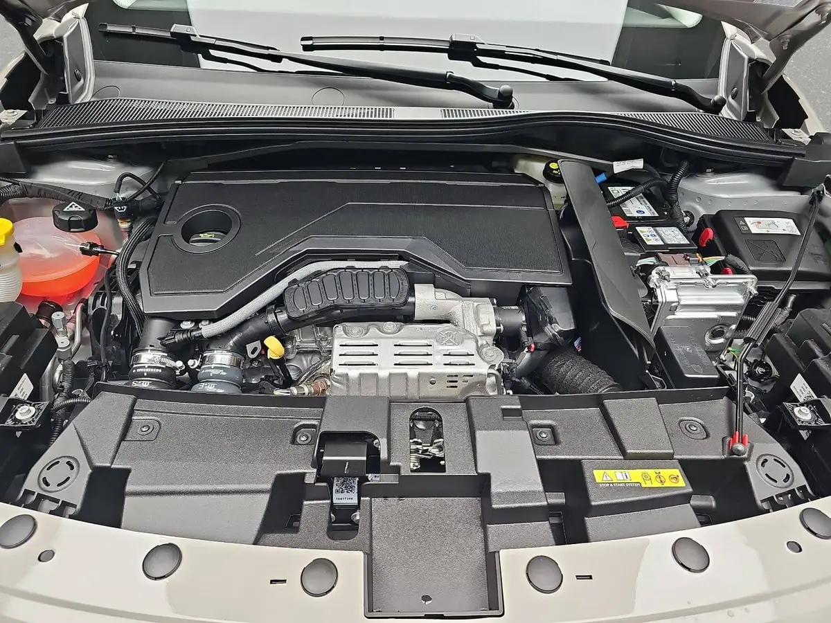 FIAT 600 1.2 T3 HYBRID DCT BUSINESS EDITION MJ26 ALLWETTERREIFEN