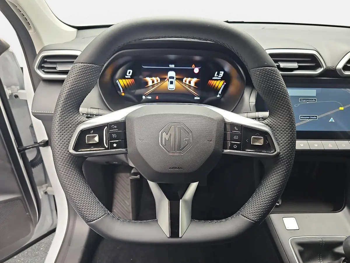 MG ZS 1.5 VTI-TECH COMFORT NAVI LM17 KEYLESS-ENTRY