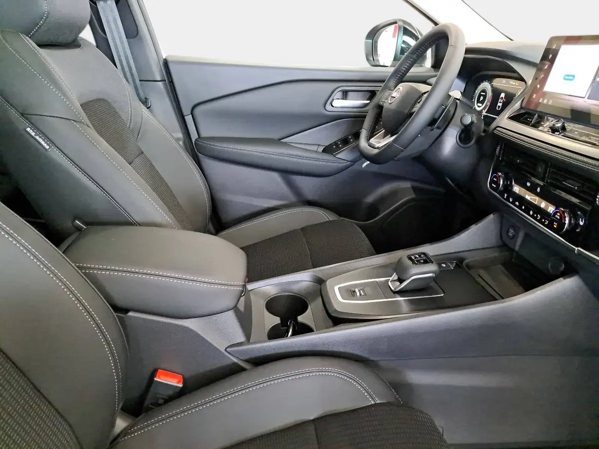 NISSAN QASHQAI 1.3 DIG-T MHEV AUTO. MJ27 N-CONNECTA WINTER EL-HECKKLAPPE PANO