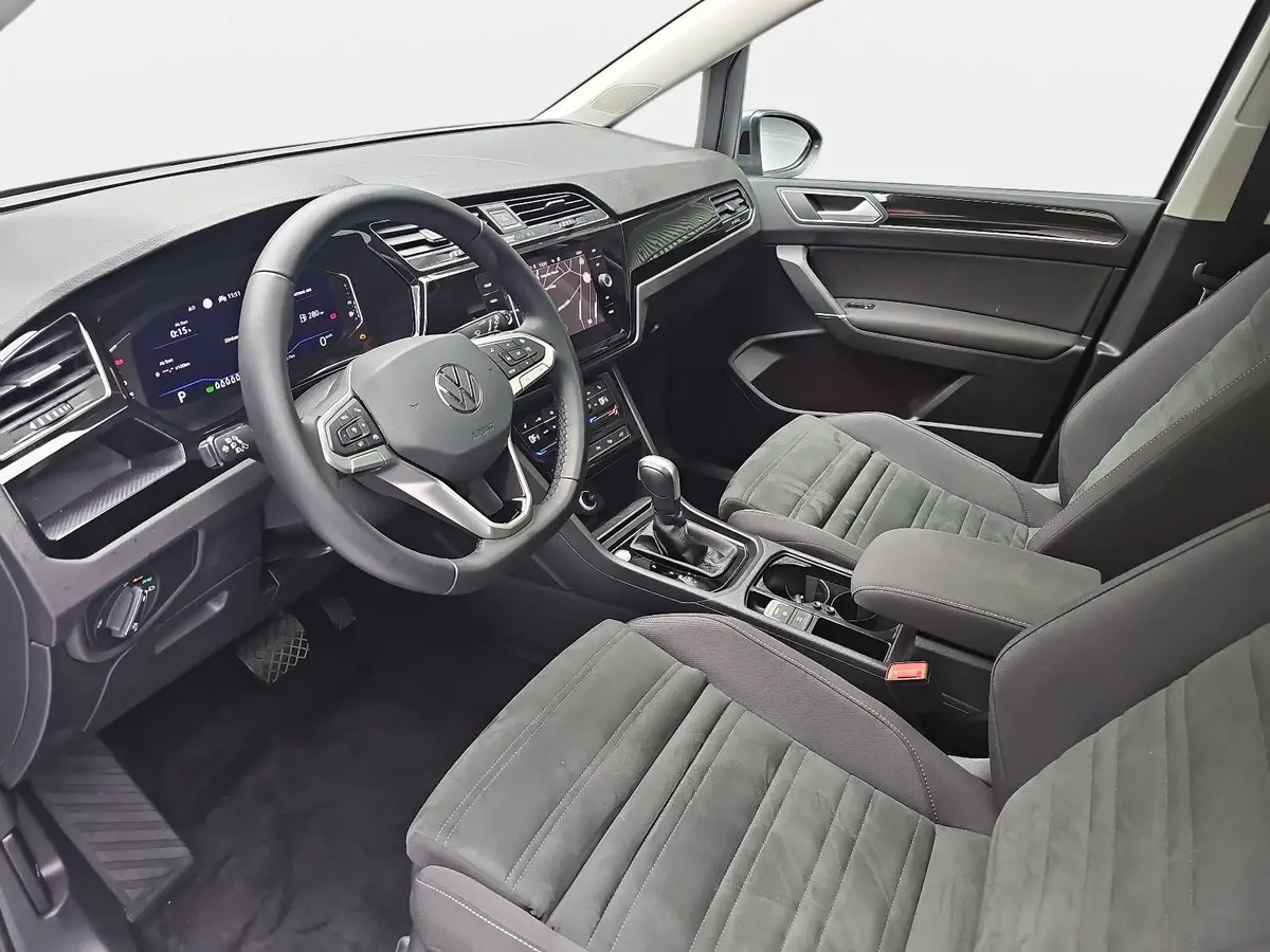 VW TOURAN 1.5 TSI DSG HIGHLINE R-LINE NAVI LED ACC PANO KAME