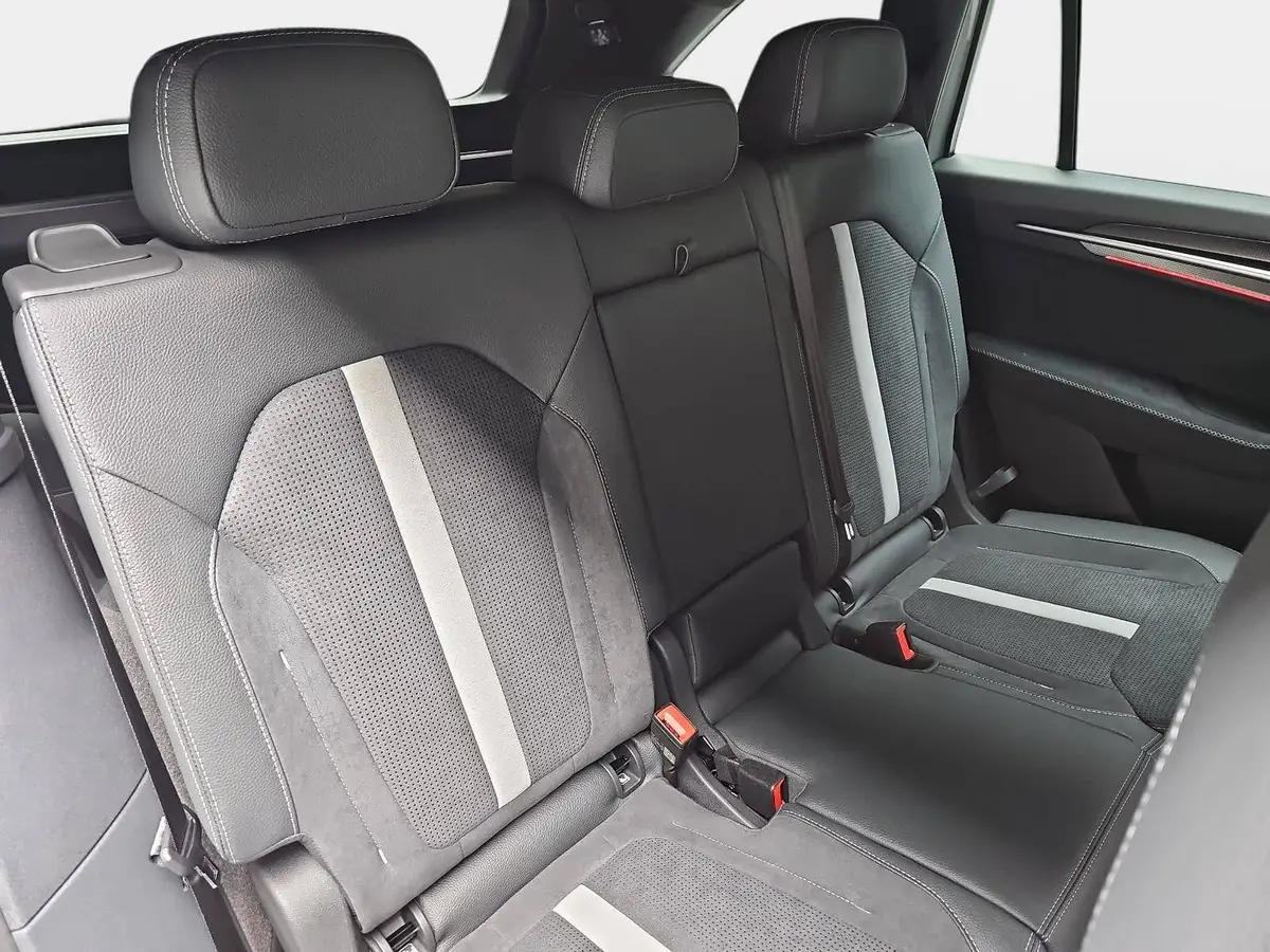 SKODA KODIAQ 1.5 DSG SPORTLINE NAVI LED ACC WINTER KAMERA AHK L