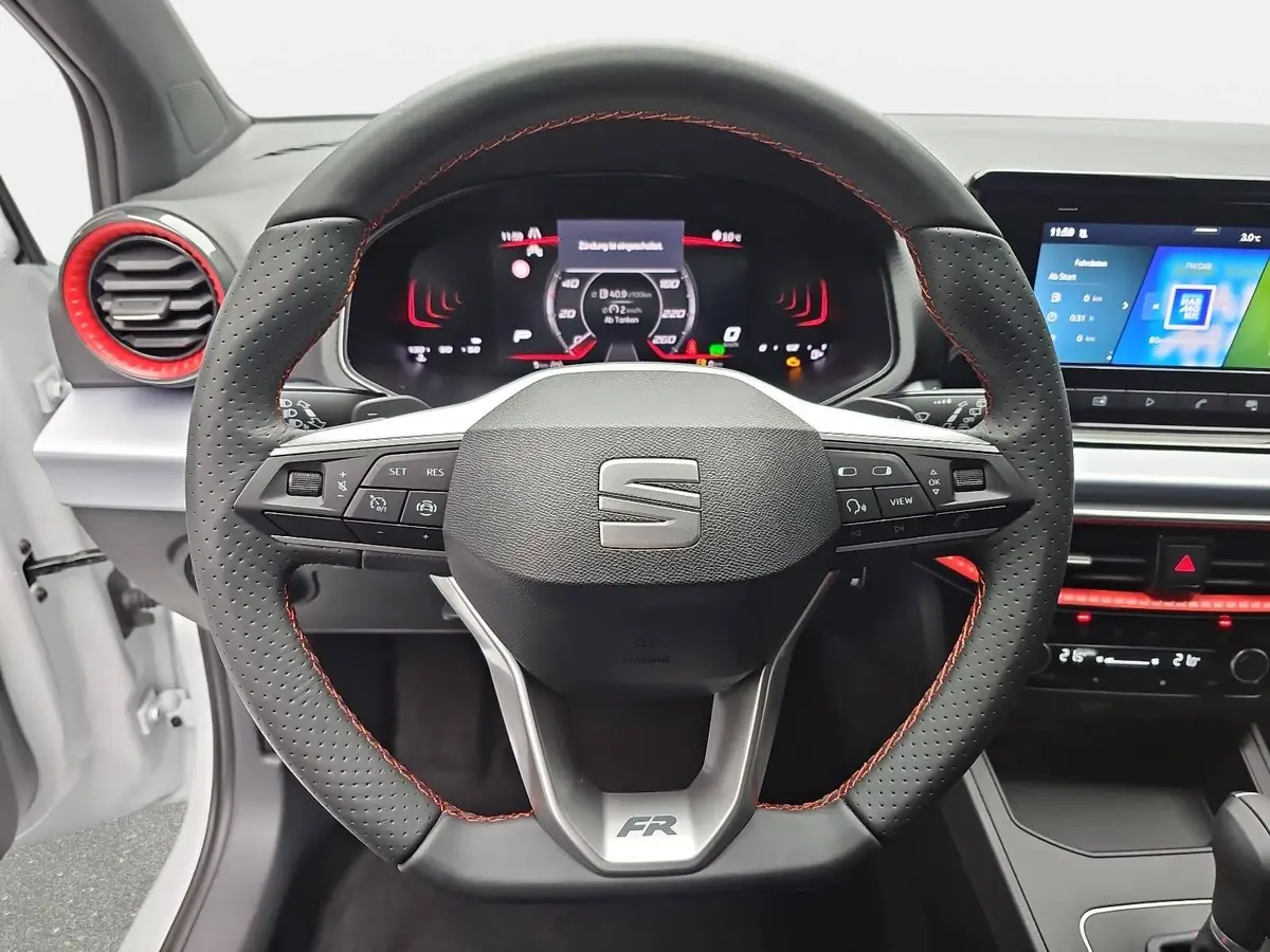 SEAT IBIZA 1.0 TSI DSG FR LED DAB KLIMAAUTO WINTER SICHT KAME