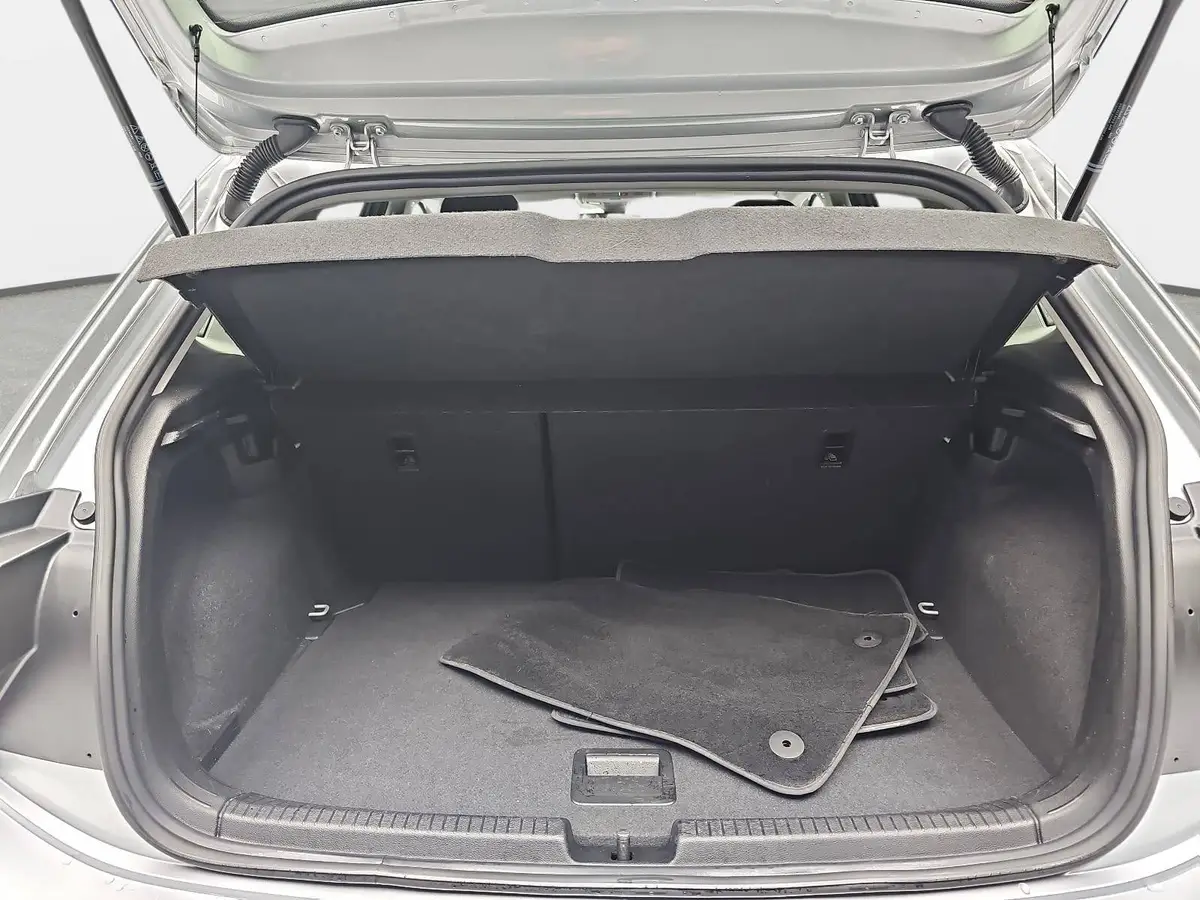 VW POLO 1.0 TSI DSG LIFE LED KLIMA APP-CONNECT SICHT PDC K