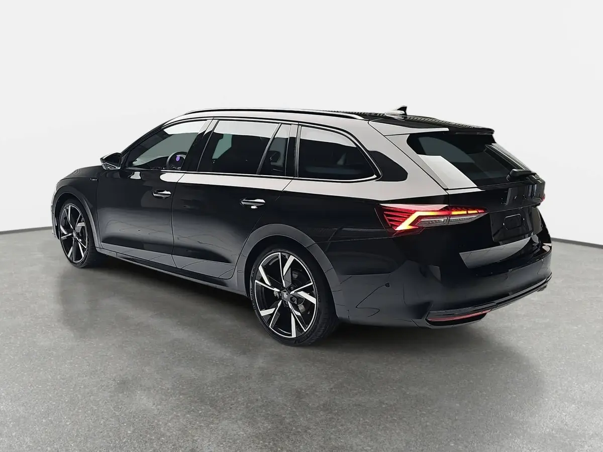 SKODA OCTAVIA 2.0 TSI DSG SPORTLINE 4X4 ACC PANO