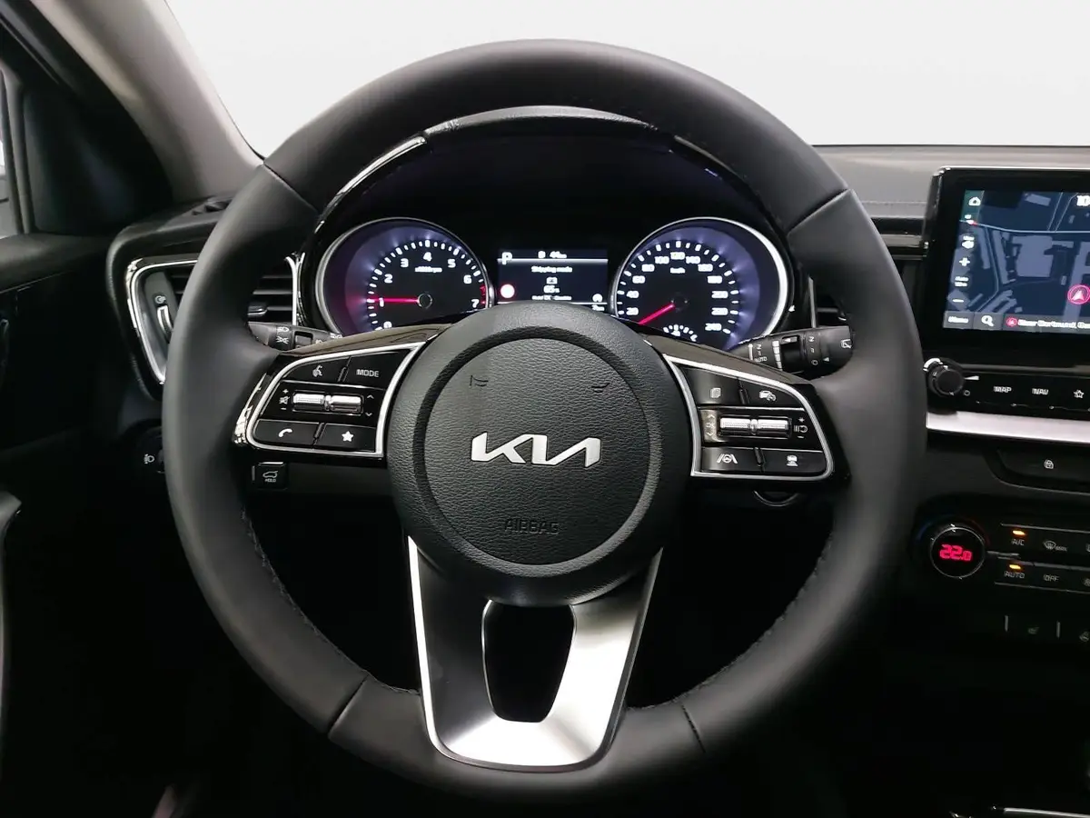 KIA XCEED 1.6 T-GDI 150 DCT SPIRIT MJ26 XCLUSIVE