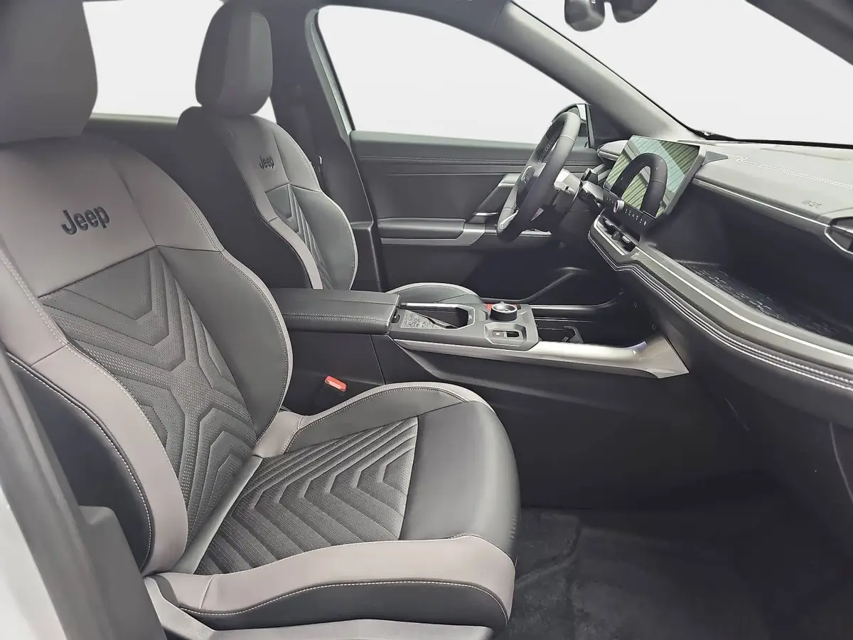 JEEP COMPASS ELEKTRO FIRST EDITION MJ26 PREMIUM-PAKET WÄRMEPUMPE