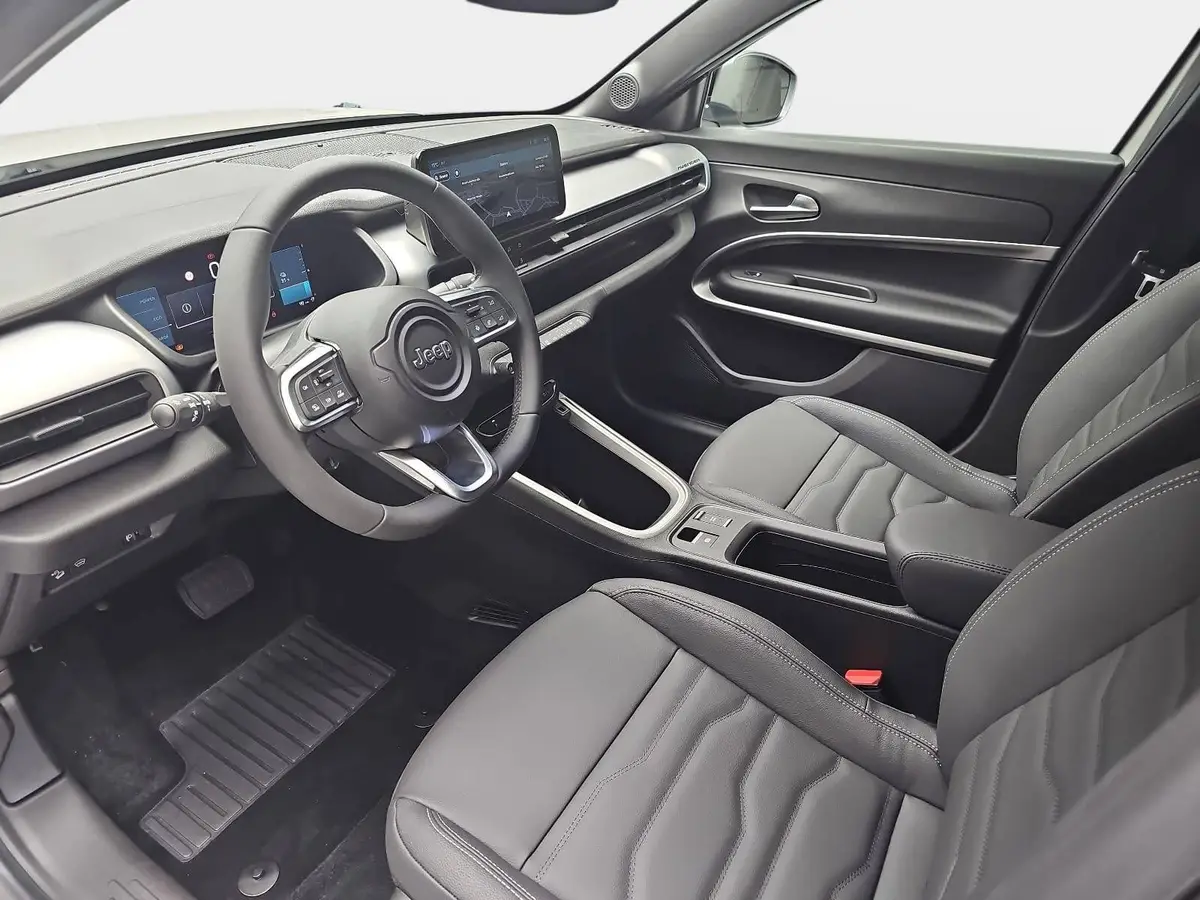 JEEP AVENGER ELEKTRO SUMMIT MJ26 LEDERSITZE INFOTAINMENT & KOMFORTPAKET