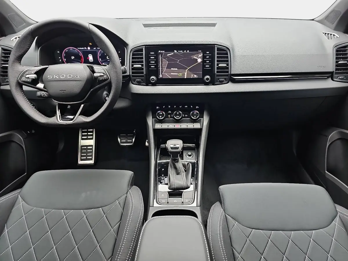 SKODA KAROQ 1.5 TSI DSG SPORTLINE NAVI LED PANO ACC WINTER KAM