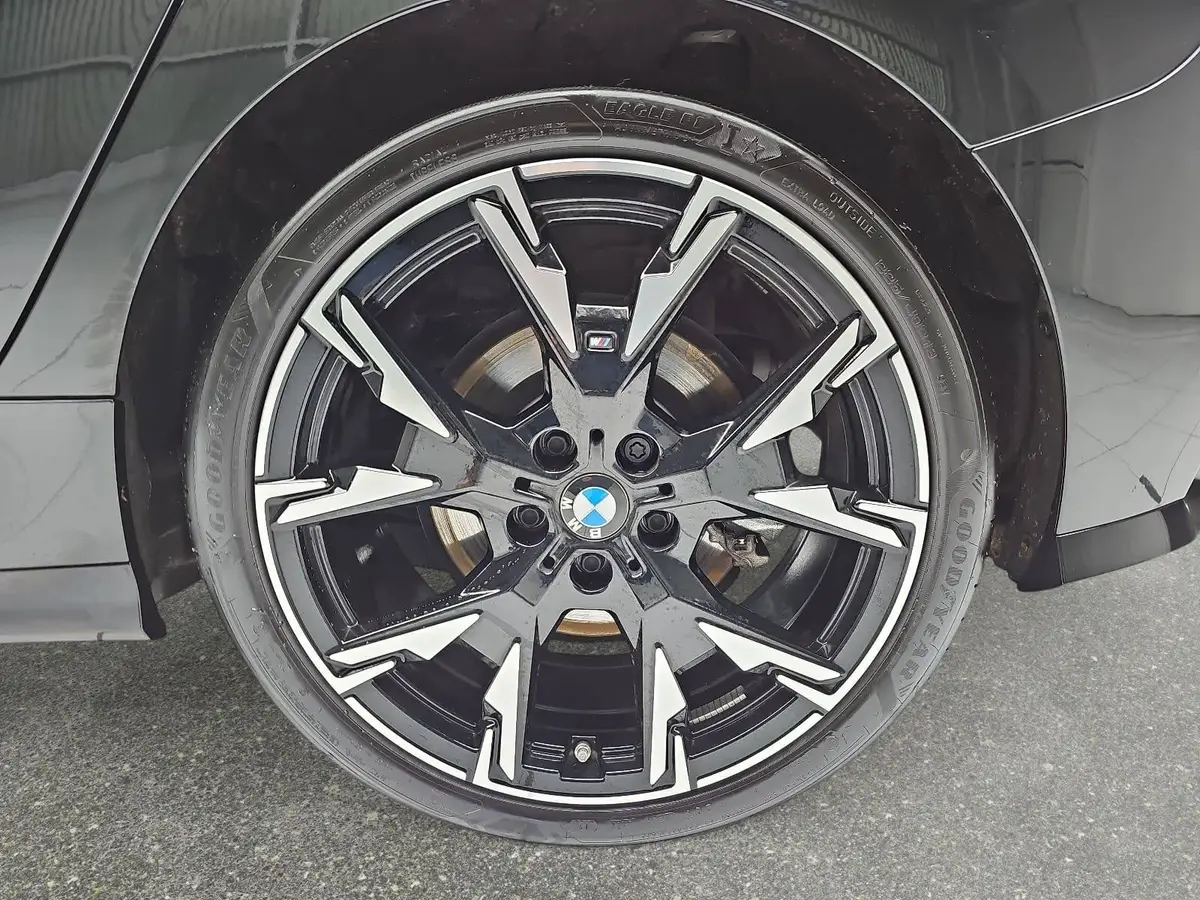 BMW 123 I XDRIVE AUTO. M SPORT NAVI LED DRIVING+P-ASSIST H