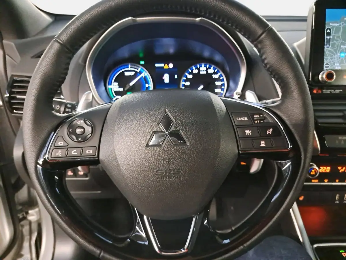 MITSUBISHI ECLIPSE CROSS 2.4 MIVEC PHEV CVT SELECT NAVI LED STANDH. 360° LM